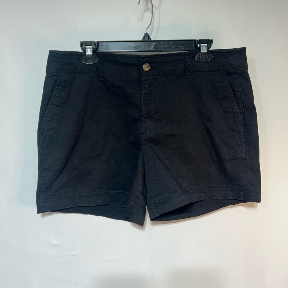 GAP 5” Chic Black Casual Shorts